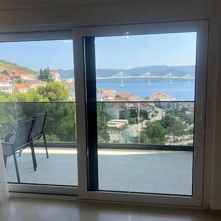 Kristina Lejlighed *