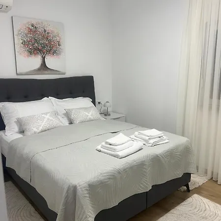 Lejlighed Kristina Komarna