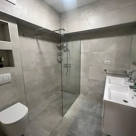 Kristina Lejlighed *