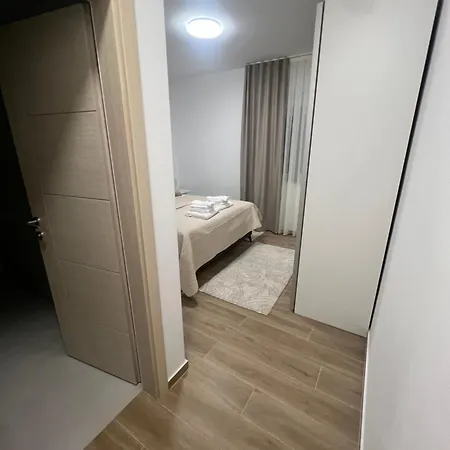 Kristina Apartment Komarna