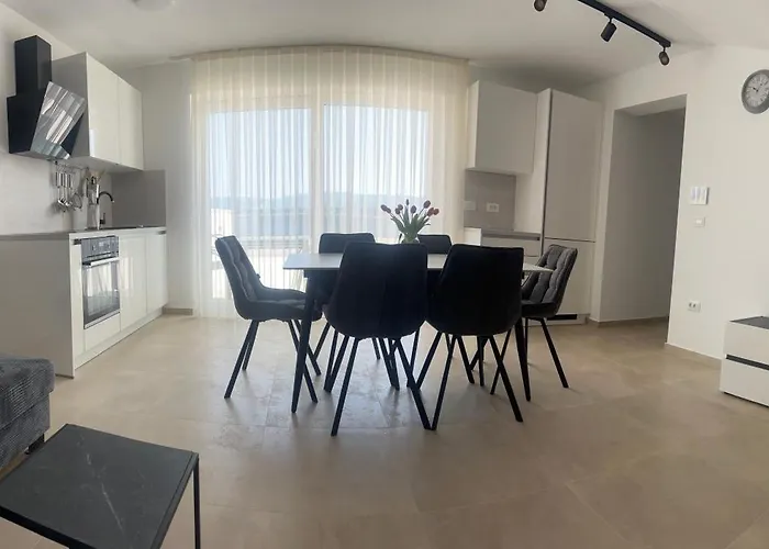 アパート Kristina