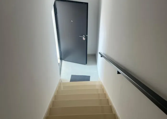 アパート Kristina