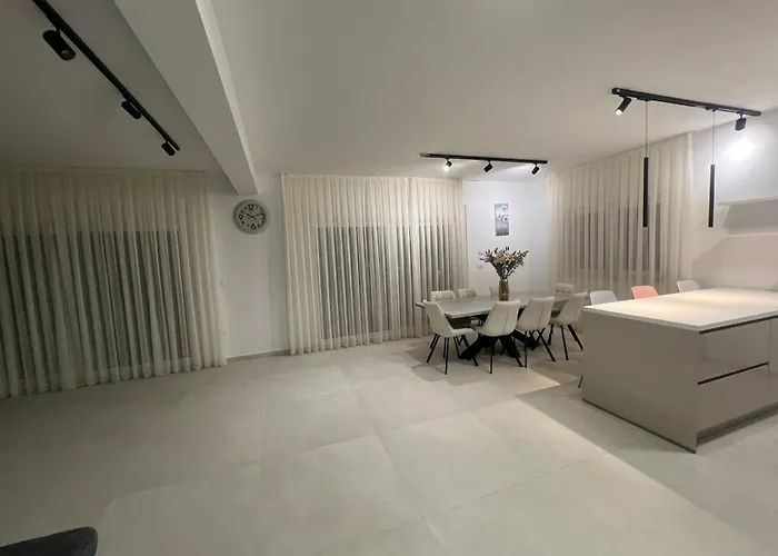 Kristina アパート