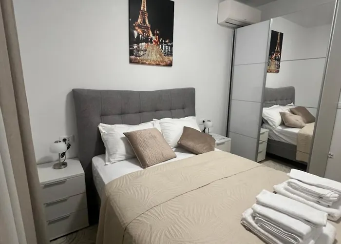 Kristina コマルナ