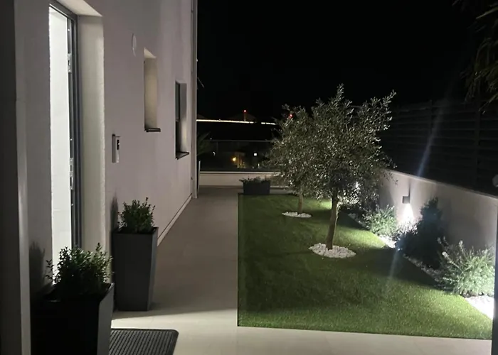 アパート Kristina