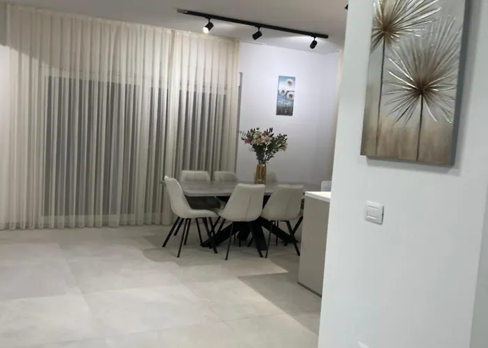 Kristina * コマルナ